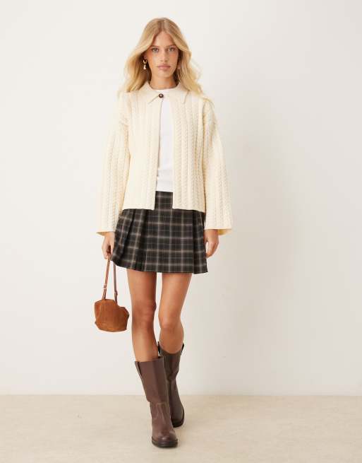 Gina Tricot long sleeve cable knitted cardigan in cream, 2 of 4