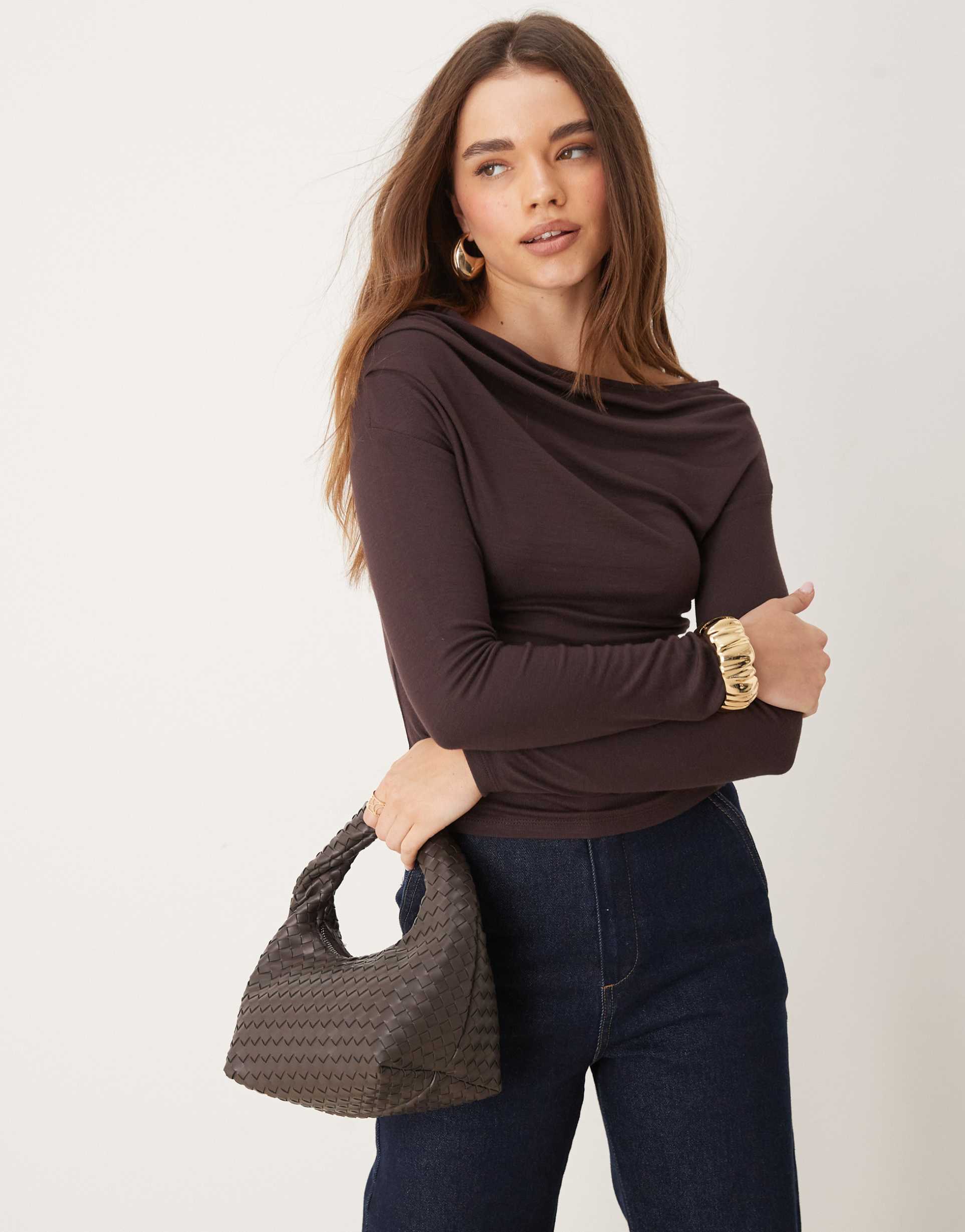 gina tricot long sleeve drapey top in brown