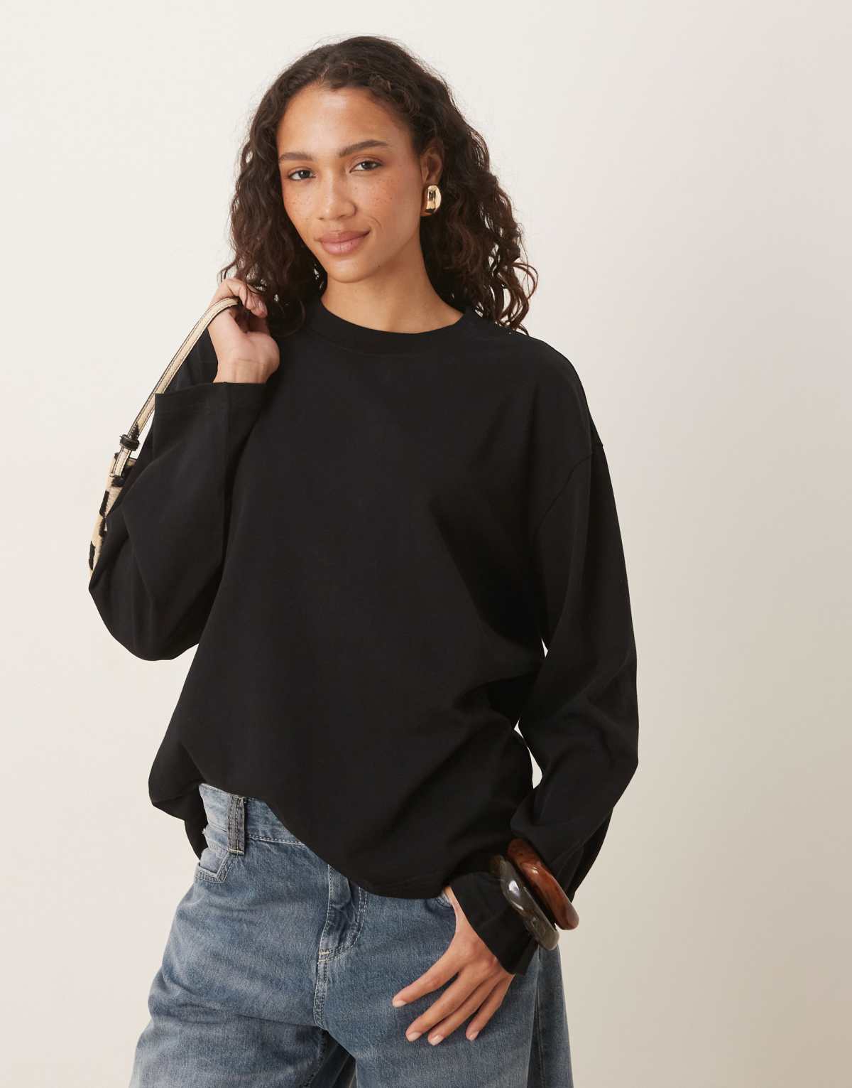 Gina Tricot long sleeve relaxed fit t-shirt in black
