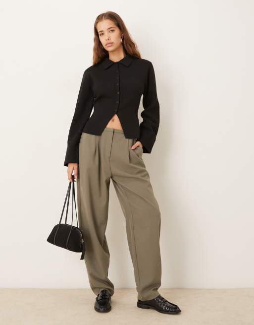 Gina Tricot long sleeve shaped knitted cardigan in black, 2 of 4