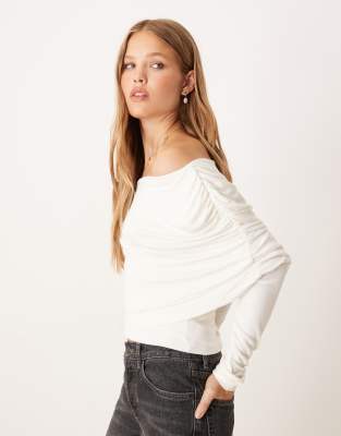 Gina Tricot Long Sleeve Sloped Drapey Shoulders Cape Top In White