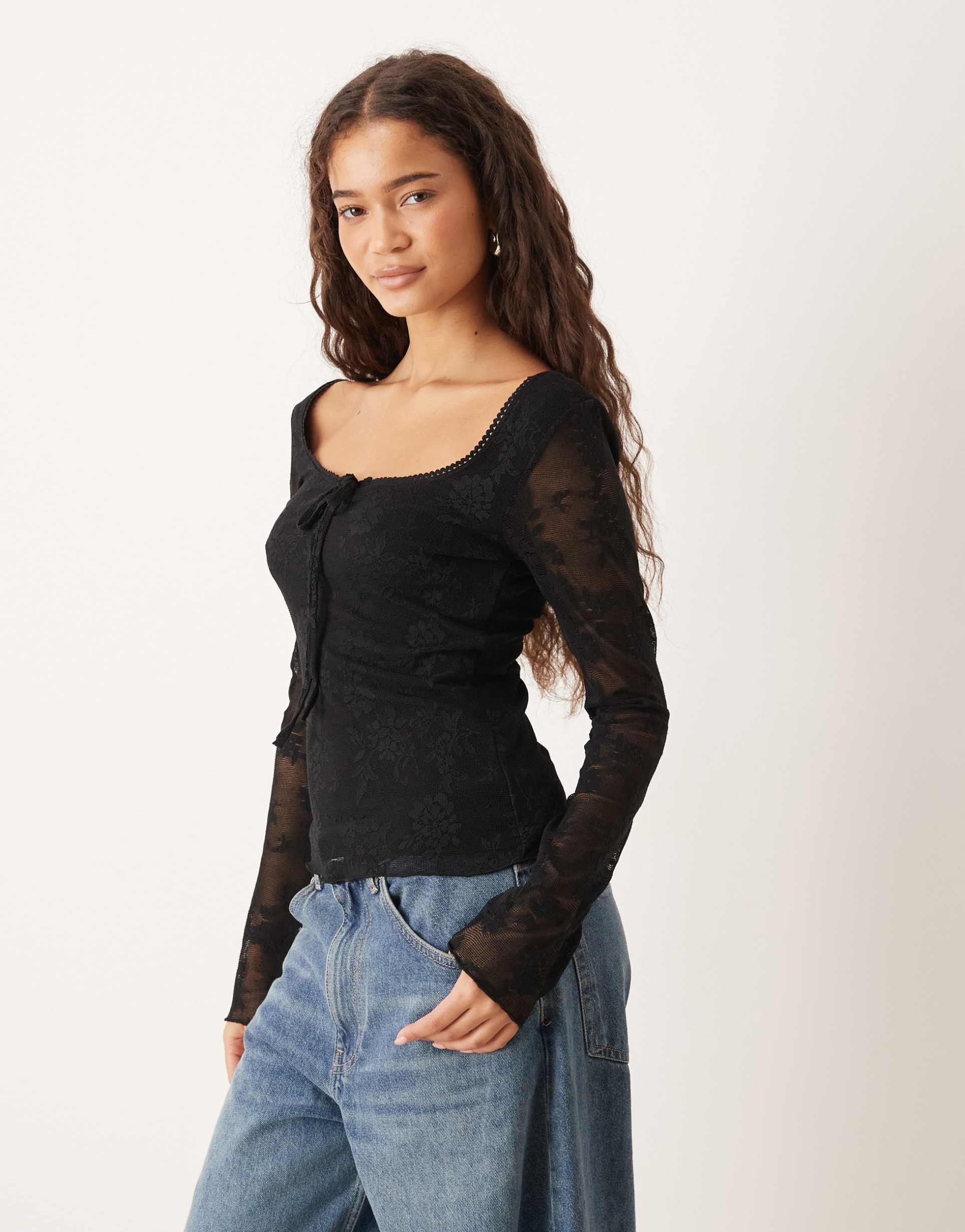 gina tricot long sleeve tie front flower jacquard top in black