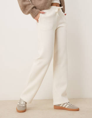 loose fit straight leg sweatpants in cream-White