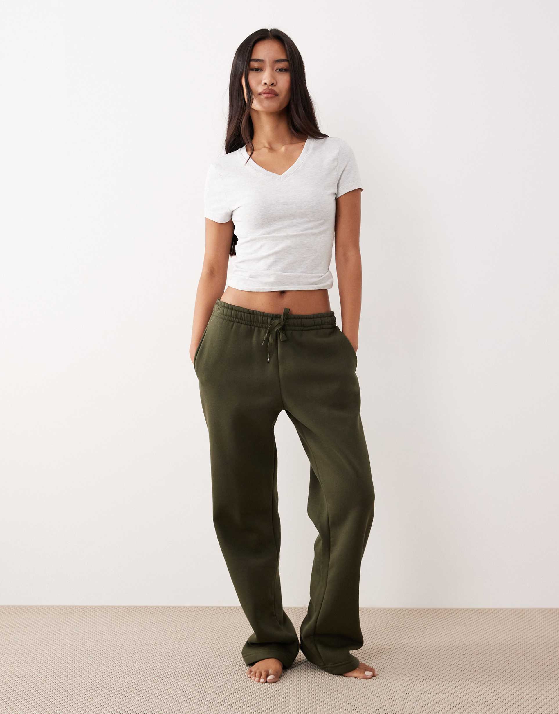 gina tricot loose fit straight leg sweatpants in dark green