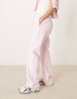 Gina Tricot Loose Fit Straight Leg Sweatpants In Pink