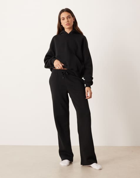 Gina Tricot - Losvallende joggingbroek met rechte pijpen in zwart, deel van co-ord set - view 1