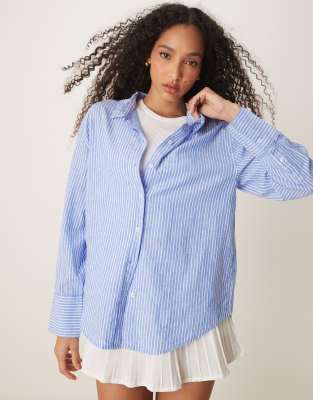 Gina Tricot - Marineblau-weiß gestreiftes Oversize-Hemd aus Leinenmix