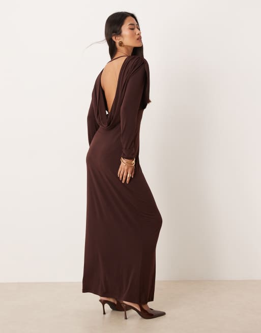 Gina Tricot - Maxi jurk met gedrapeerde achterkant in chocoladebruin, 4 van 4