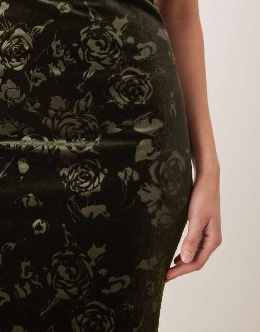 Gina Tricot – Maxikleid aus Jacquard-Samt in Dunkelgrün mit Rosenmuster, 3 von 4