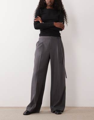 Gina Tricot Mid Waist Tailored Belted Pants In Gray