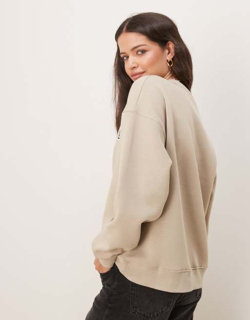 Gina Tricot Milano logo oversized sweatshirt in light beige, 3 of 4