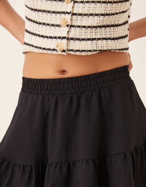 Gina Tricot - Mini boho rara rok met stroken in zwart, 2 van 5
