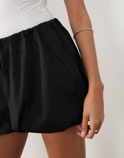 Gina Tricot mini bubble shorts in black, 3 of 5