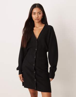 Gina Tricot - Mini-Strickkleid in Schwarz mit Knopfleiste, V-Ausschnitt und langen Trompetenärmeln