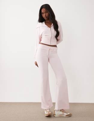 Gina Tricot - Mix and Match - Schmal geschnittene Jogginghose in Rosa mit niedrigem Bund