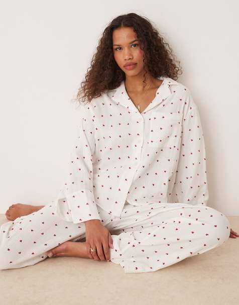 Gina Tricot mix and match woven gauze flannel pyjamas with red heart print in white - view 1