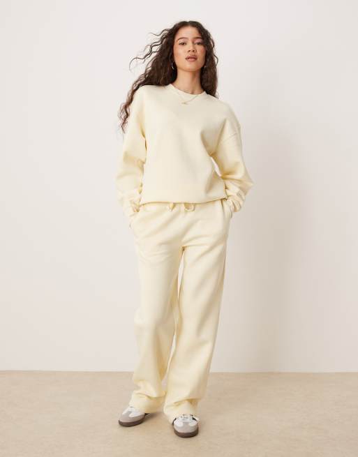 Gina Tricot - Mix en match - Joggingbroek met rechte pijpen en losse pasvorm in licht sorbet geel