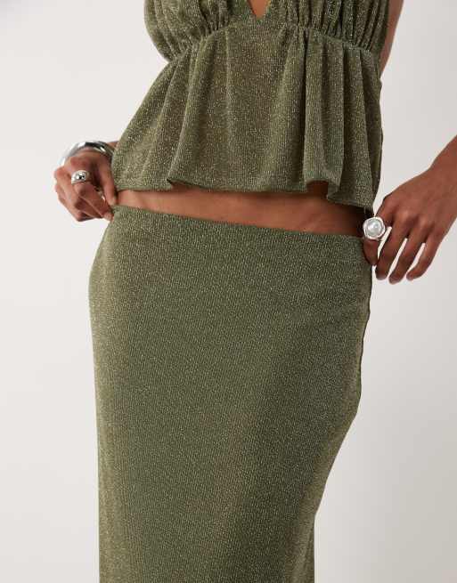 Gina Tricot – Mix & Match – Maxirock in glitzerndem Khaki, 3 von 5