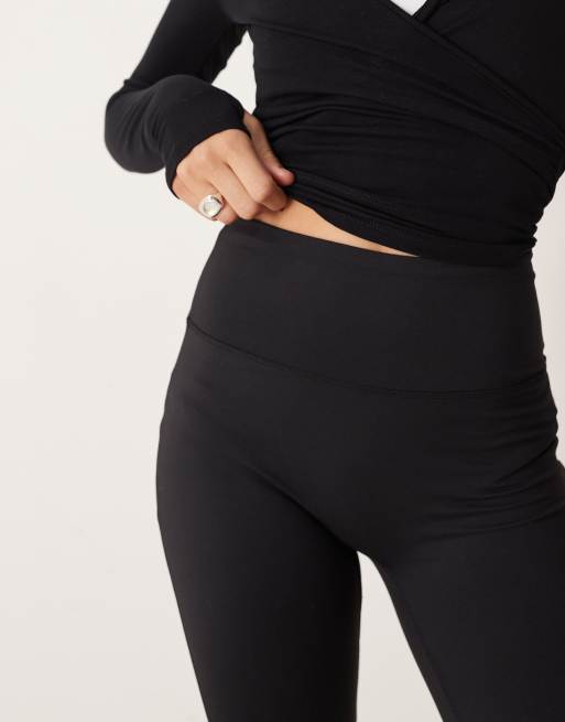 Gina Tricot - Mix og match - Sorte yogaleggings med svaj, 3 af 5