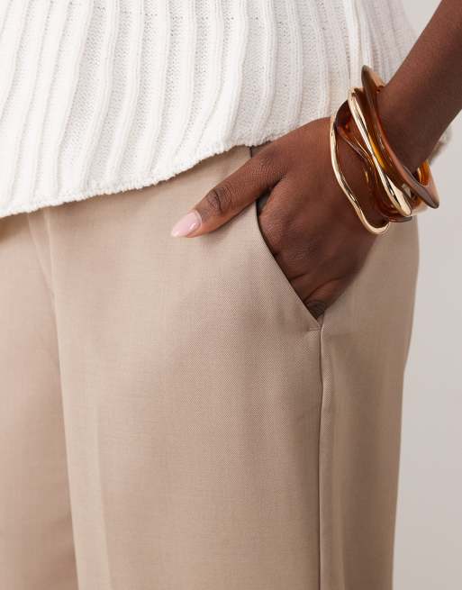 Gina Tricot – Mörkbeige, figursydda byxor med låg midja, 4 av 5