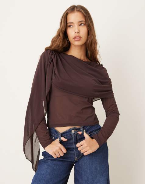 Gina Tricot - Mørkebrun top med lange ærmer og draperende kappedesign - view 1