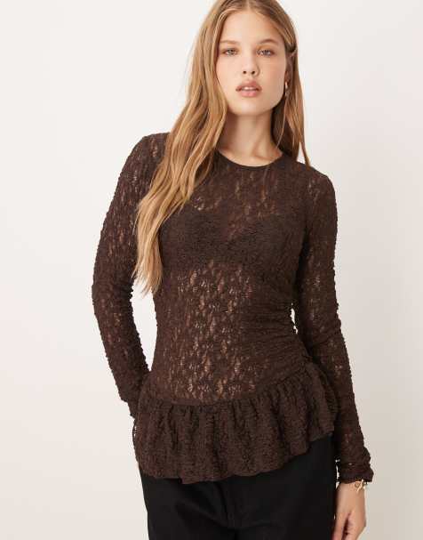 Gina Tricot - Mørkebrun top med peplum-kant i blondestof - view 1