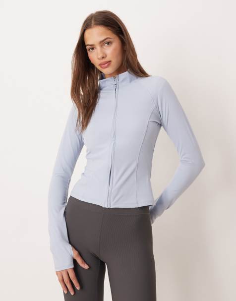 Gina Tricot – Nahtlose Yoga-/Sportjacke in Staubblau mit Reißverschluss - view 1