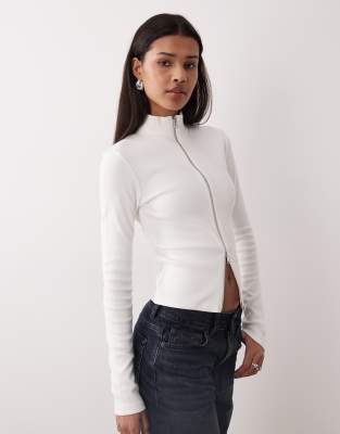 Gina Tricot - Oberteil in Weiß mit Zwei-Wege-Reißverschluss