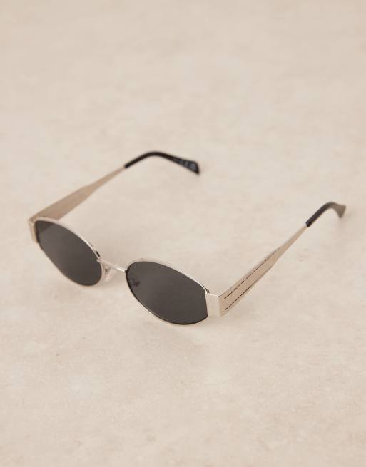 Gina Tricot oval metal frame sunglasses in silver with black lens, 2 of 3