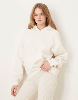 Gina Tricot - Oversize-Kapuzenpullover in Creme-Weiß