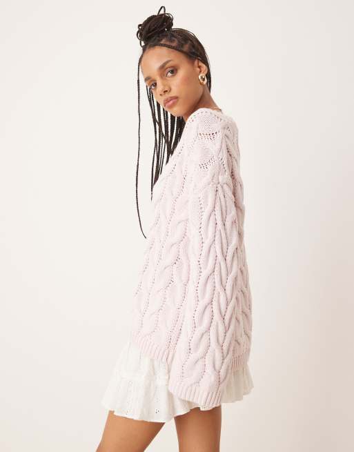 Gina Tricot oversized cable knit sweater in pink | ASOS