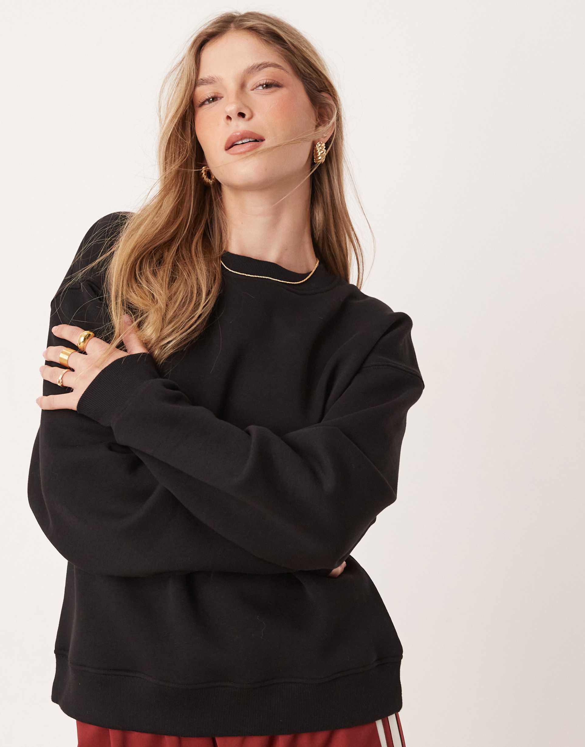 gina tricot oversized sweatshirt in black