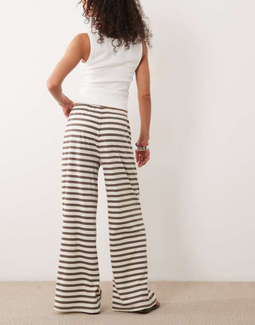 Gina Tricot - Pantalon ample en jersey rayé ultra-doux avec taille à cordon de serrage - Noir et blanc, 5 de 5