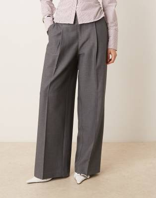 Gina Tricot - Pantalon ample plissé - Gris