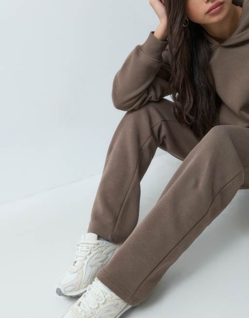 Gina Tricot - Pantalon de jogging d'ensemble coupe droite ample - Marron, 4 de 5