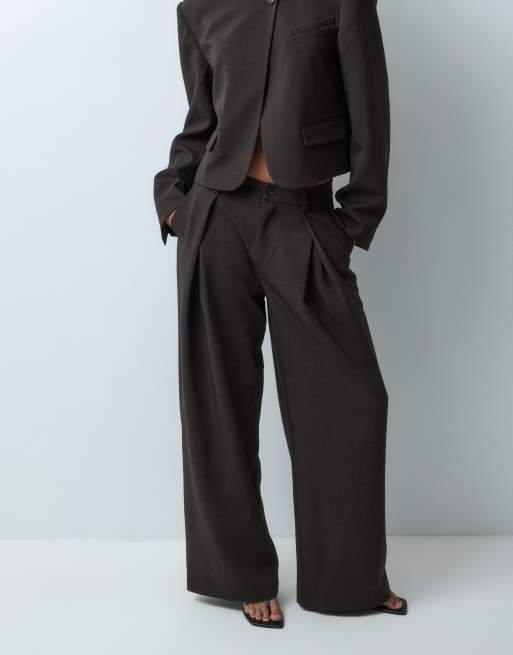 Gina Tricot pantalón de traje de pernera ancha con pinza, marrón, 2 de 5
