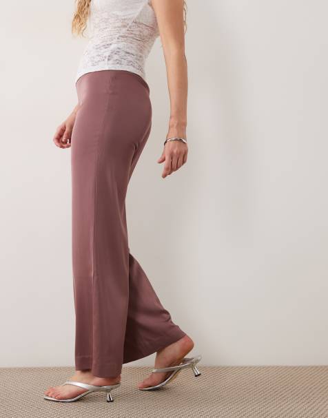 Gina Tricot pantalones de satén de conjunto en rose taupe - view 1