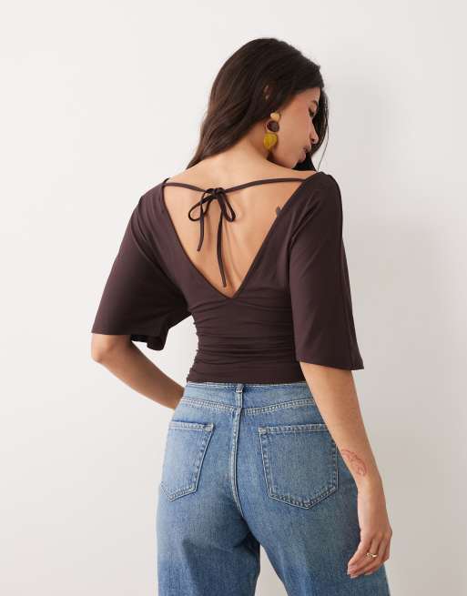 Gina Tricot plunge v-neck bat wing top in chocolate plum, 3 of 4