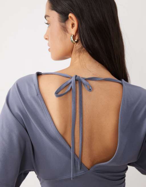 Gina Tricot plunge v-neck bat wing top in grey, 4 of 4