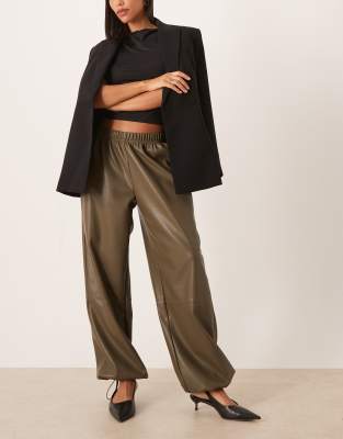Gina Tricot Pu Balloon Fit Pants In Green