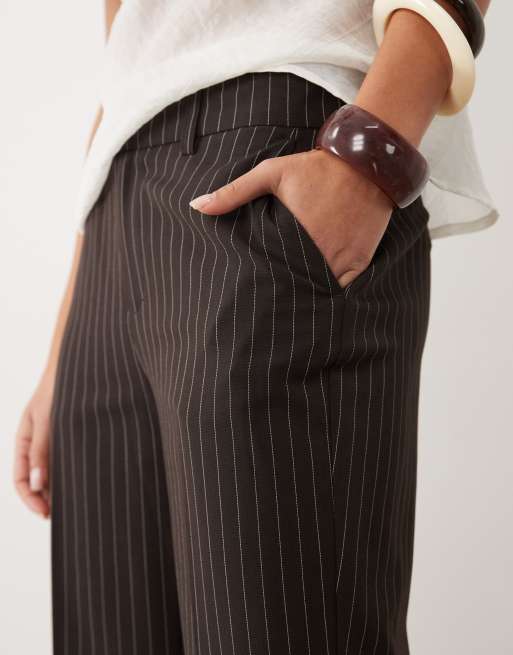 Gina Tricot relaxed bootcut trousers in brown pinstripe, 2 of 5
