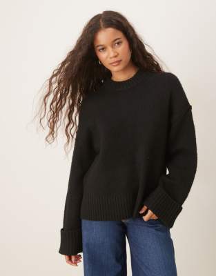Gina Tricot Relaxed Crew Neck Folded Sleeve Knit Sweater In Black