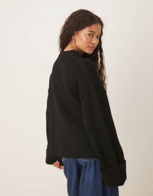 Gina Tricot Relaxed Crew Neck Folded Sleeve Knit Sweater In Black