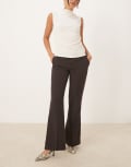 [GINA TRICOT] Gina Tricot relaxed fit bootcut tailored pants in brown 42 Brown