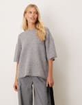[GINA TRICOT] Gina Tricot relaxed fit knitted wool-alpaca blend short sleeve top in grey melange XS Grey melange