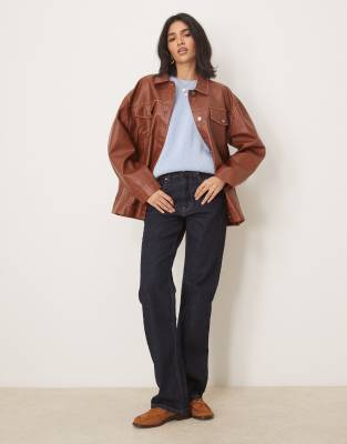 Gina Tricot - Relaxed Fit Straight Jeans in Indigo-Rinse-Waschung mit mittelhohem Bund, Kombiteil-Blau