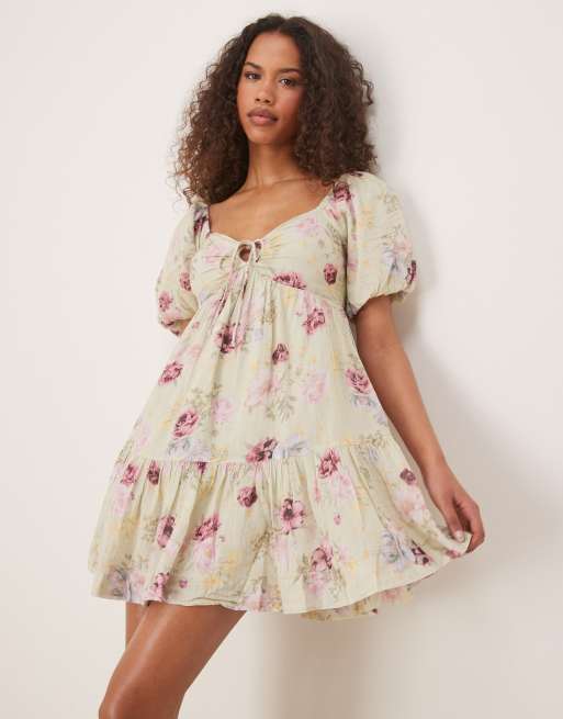 Gina Tricot - Robe courte à fleurs nouée sur le devant avec manches bouffantes - Vert, 4 de 4