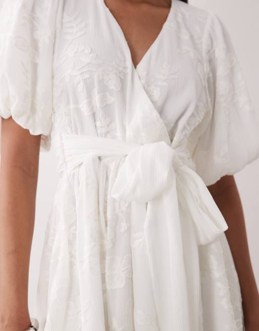 Gina Tricot - Robe courte à manches bouffantes et broderies - Blanc cassé , 2 de 4