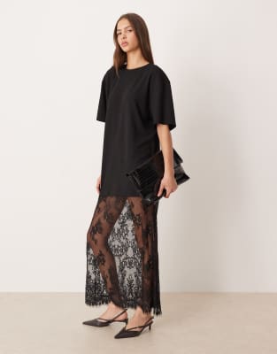 Gina Tricot - Robe façon t-shirt longue en dentelle - Noir