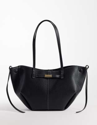 Gina Tricot - Sac de taille moyenne avec bandoulière longue et détail à boucle façon ceinture - Noir